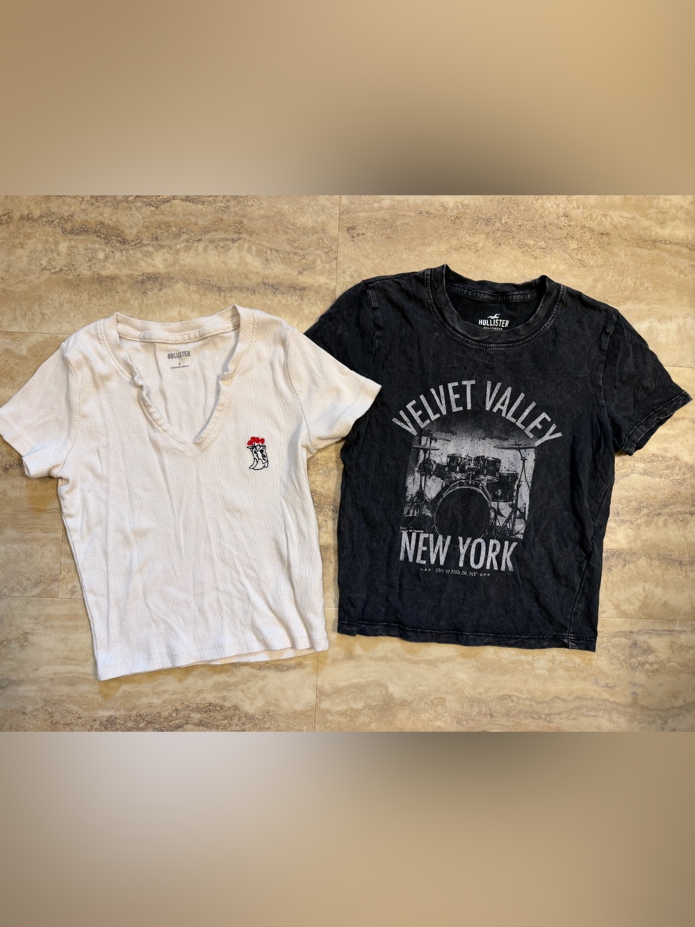 Hollister Black Graphic Tee & Cream Ribbed Tee